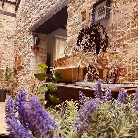 Holiday home The Imperial Blue Stone House *